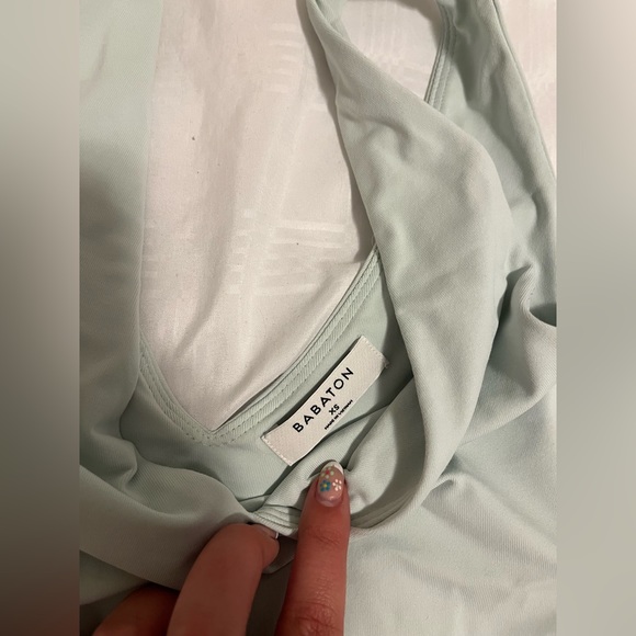 Aritzia contour bodysuit - Picture 2 of 2